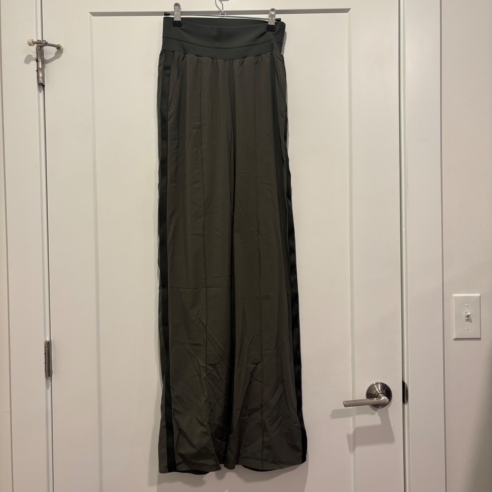 Athleta Nolita Wide Leg Pants Dark Olive Green High Rise Travel Trousers Size 0T